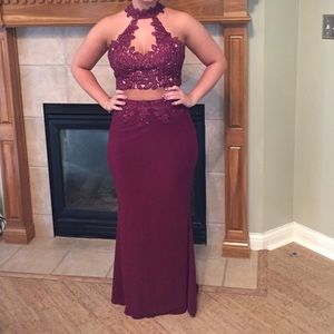 Beautiful Faviana prom dress!